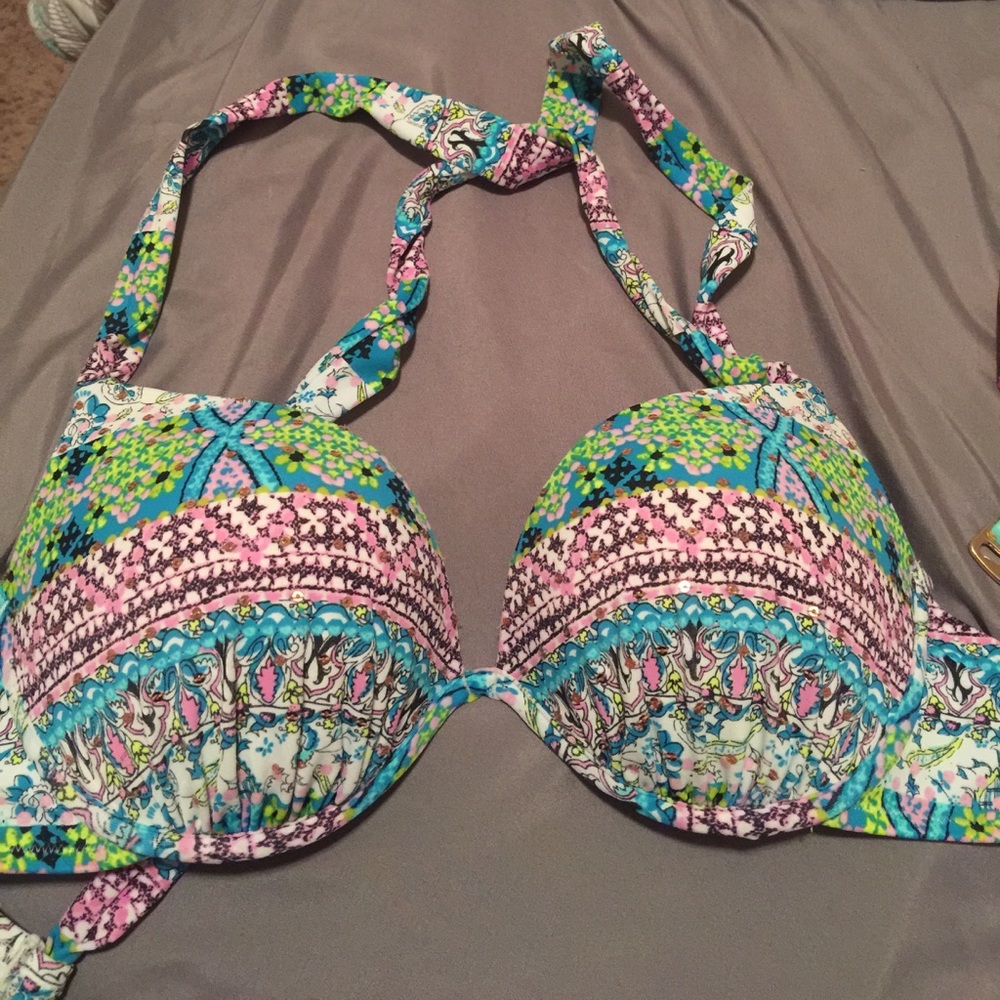 VS bikini top